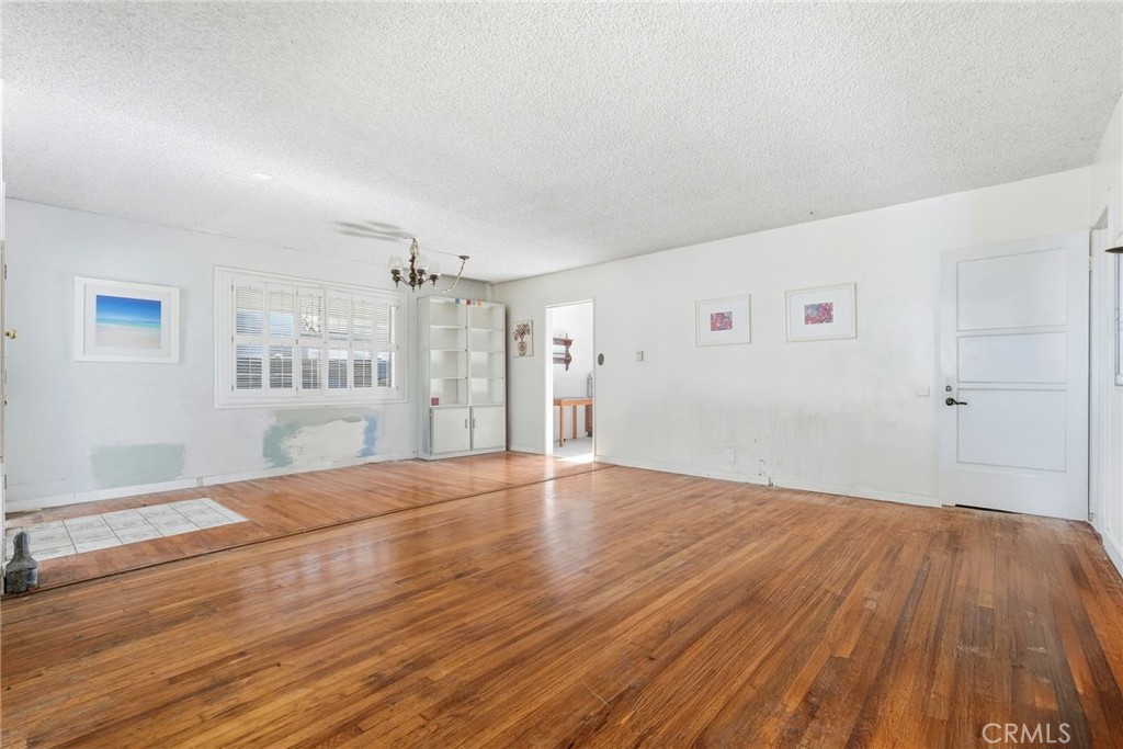 MLS #SR25273536 image #1