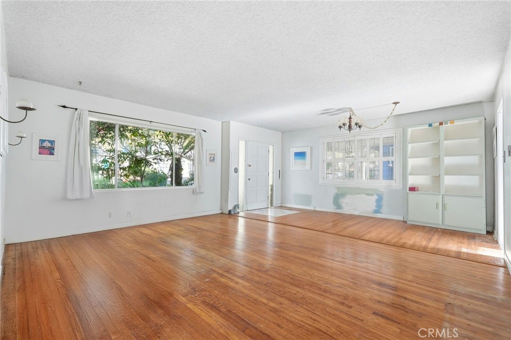 MLS #SR25273536 image #4