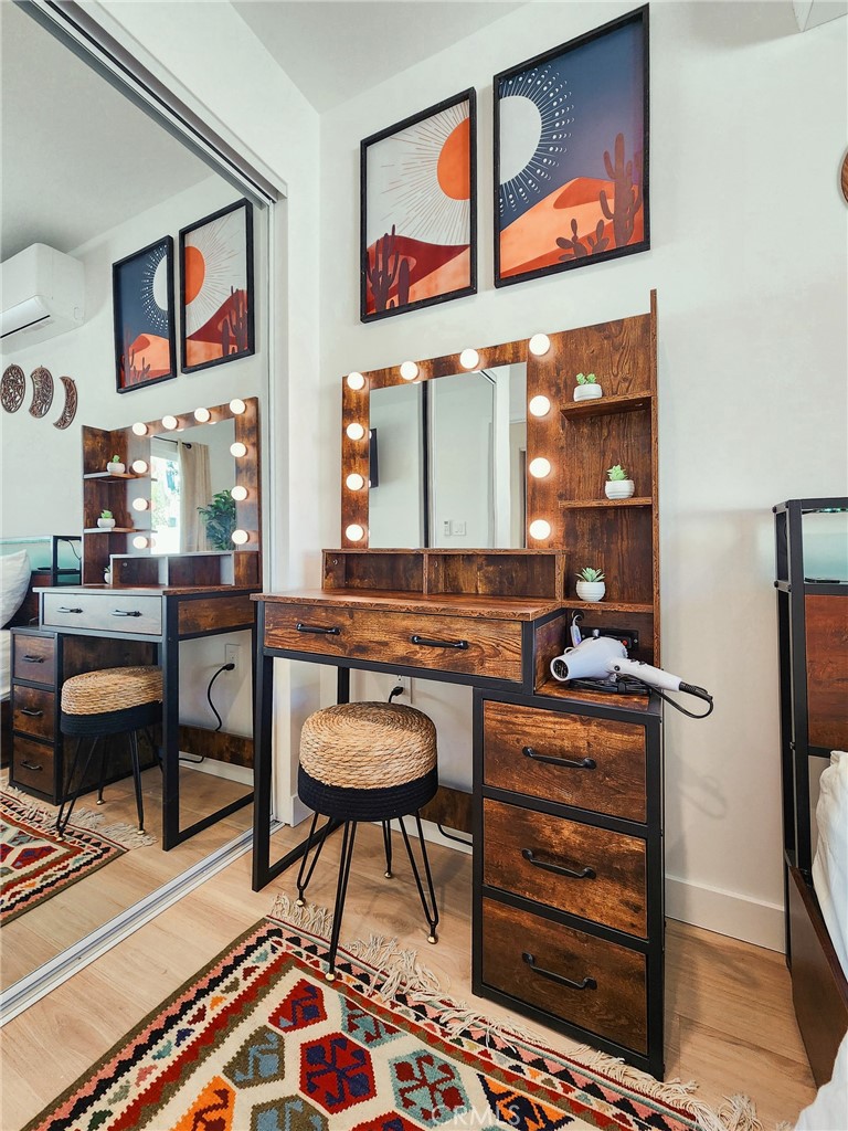 MLS #SR25273555 image #9