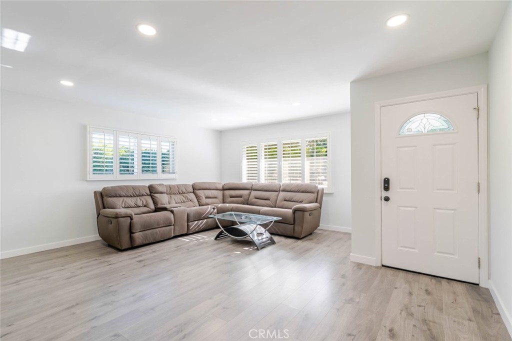 MLS #SR25273574 image #6