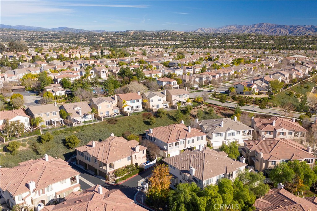 MLS #SR25273592 image #1