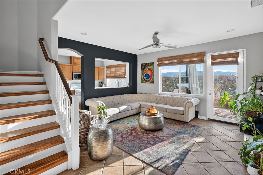 MLS #SR25273592 image #5