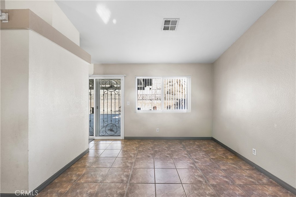 MLS #SR25273594 image #11