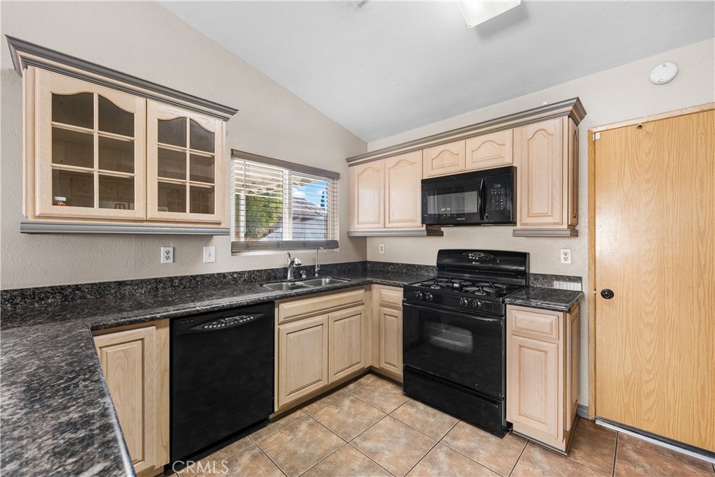 MLS #SR25273594 image #19