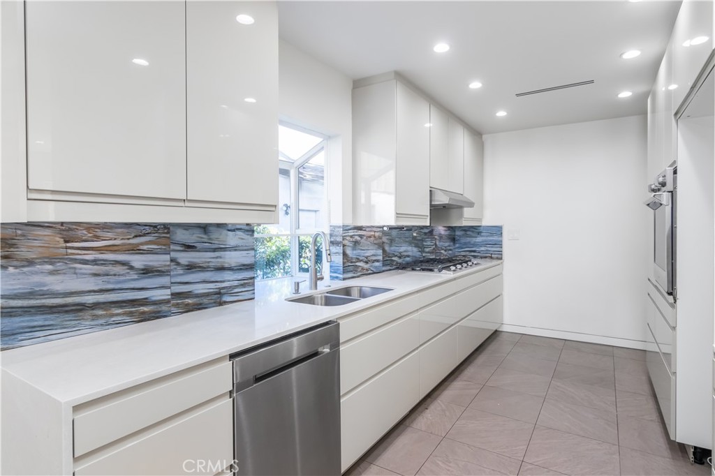 MLS #SR25273595 image #7