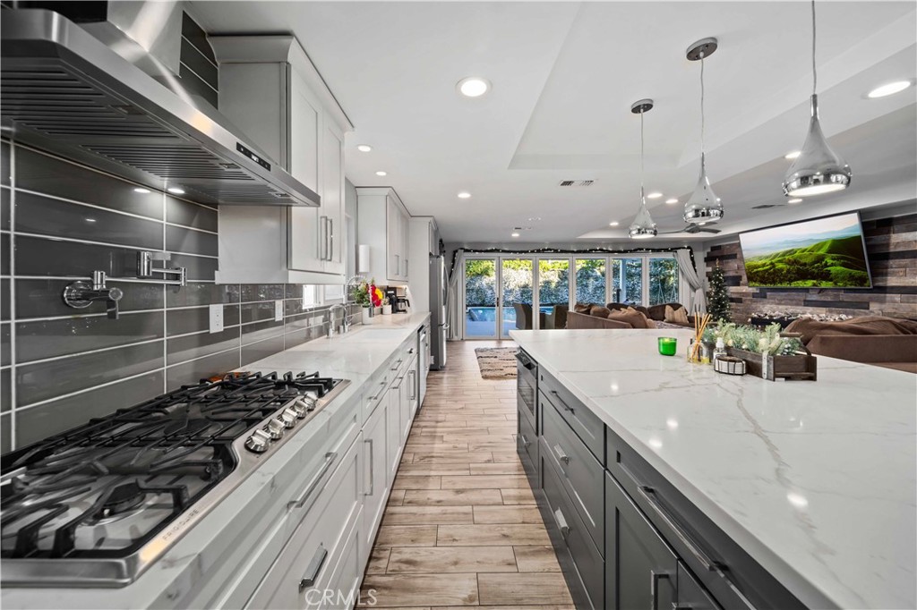 MLS #SR25273602 image #12