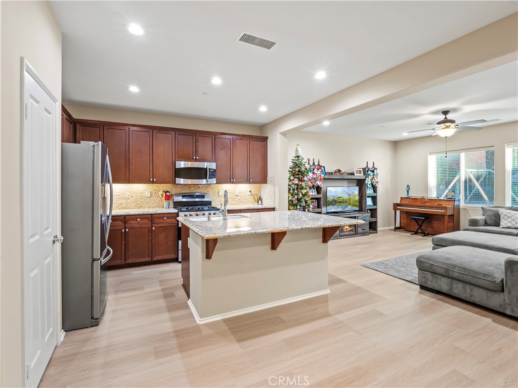 MLS #SR25273623 image #1