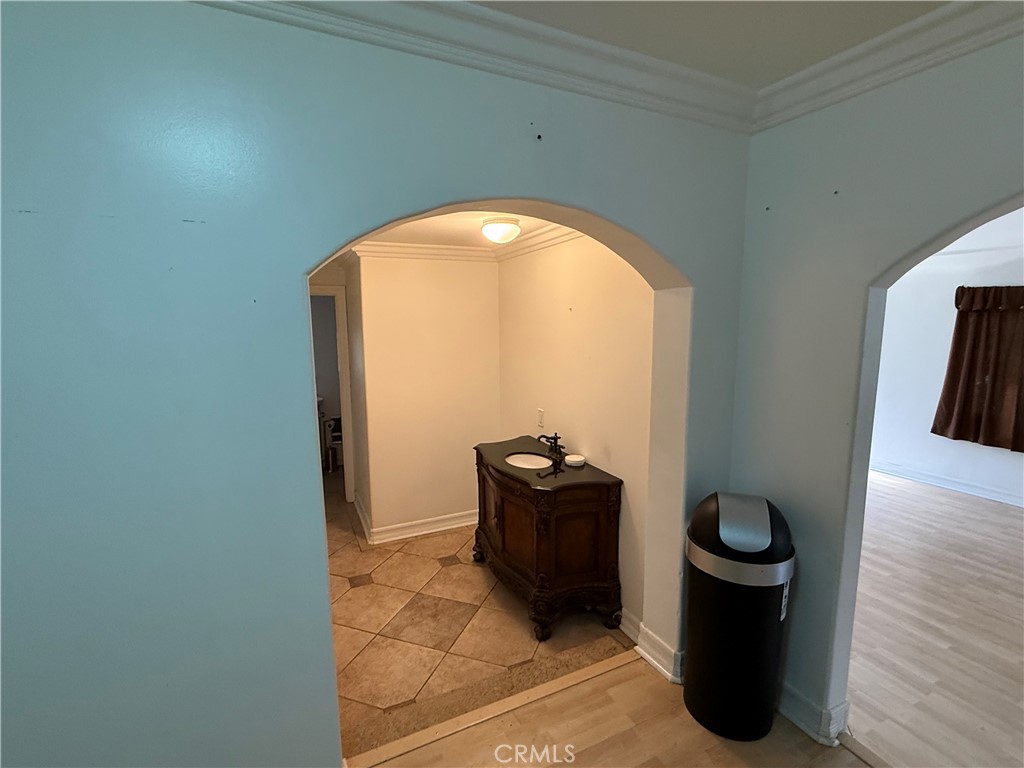 MLS #SR25273658 image #8