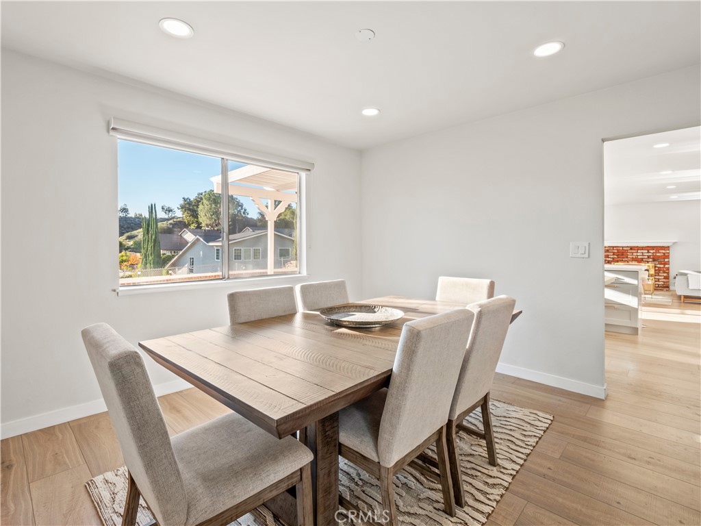 MLS #SR25273690 image #4