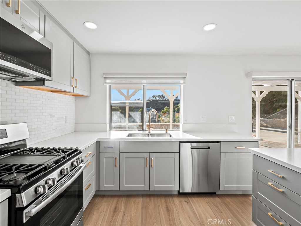 MLS #SR25273690 image #7