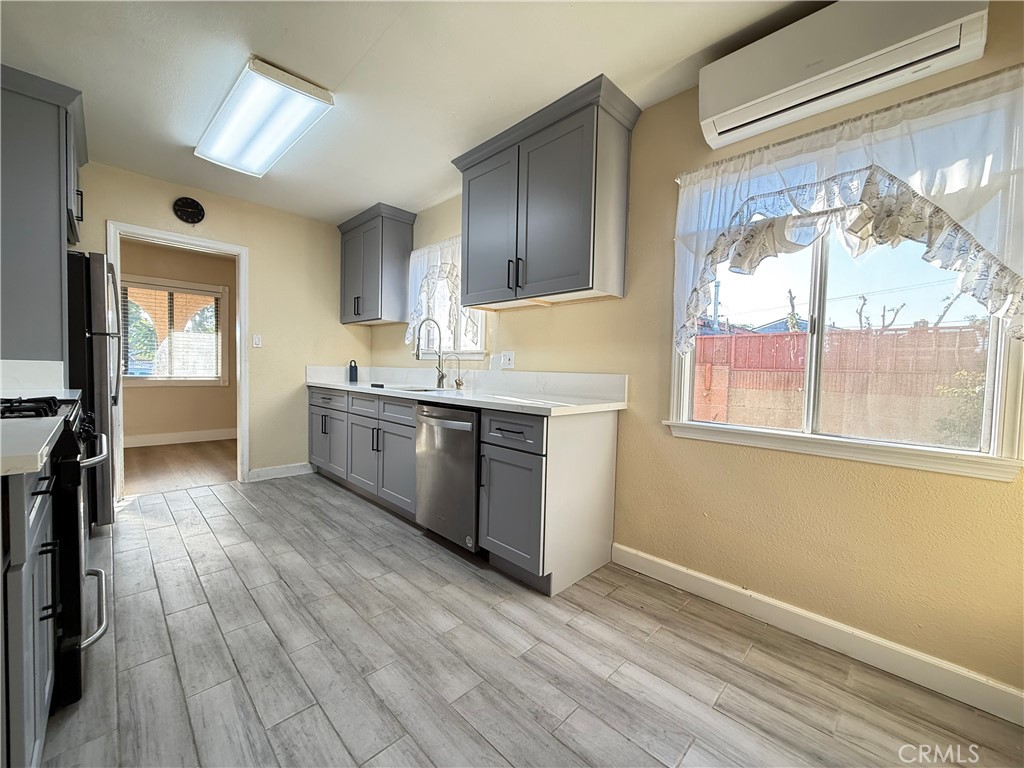 MLS #SR25273691 image #6