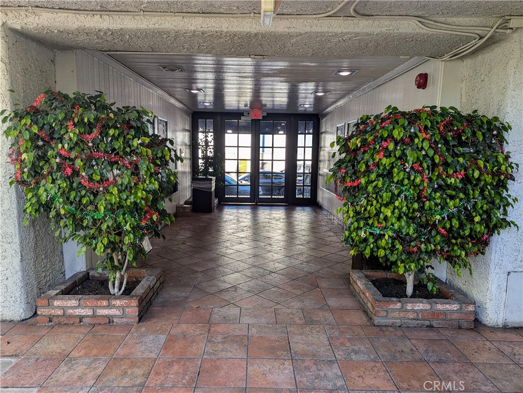 MLS #SR25273695 image #1