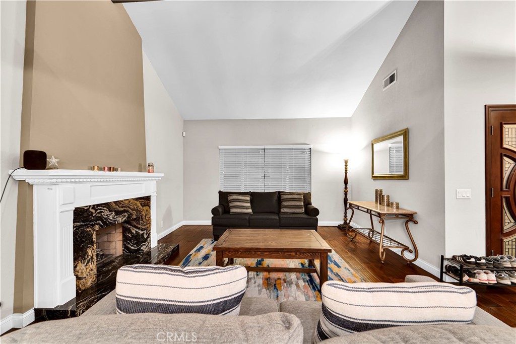 MLS #SR25273783 image #9