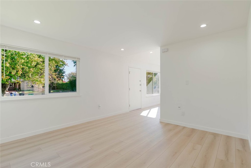 MLS #SR25273859 image #8