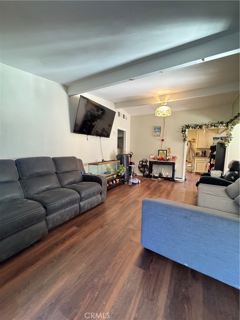 MLS #SR25273864 image #1