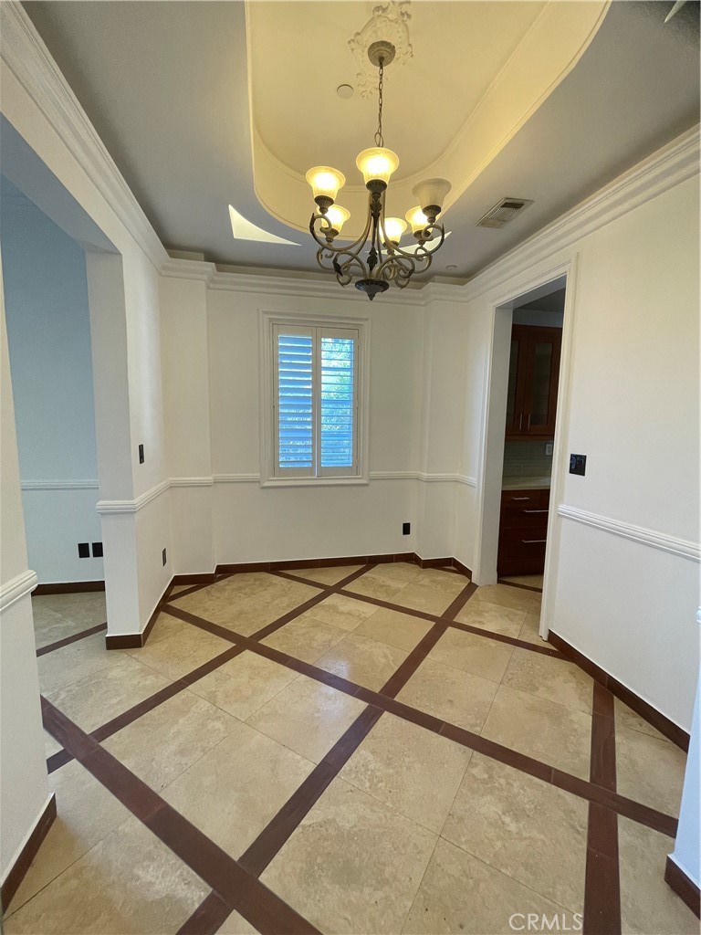 MLS #SR25273900 image #2