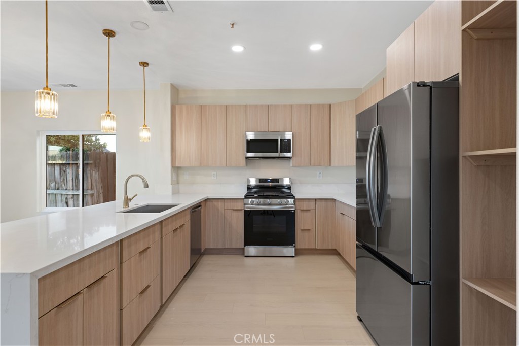 MLS #SR25273939 image #7