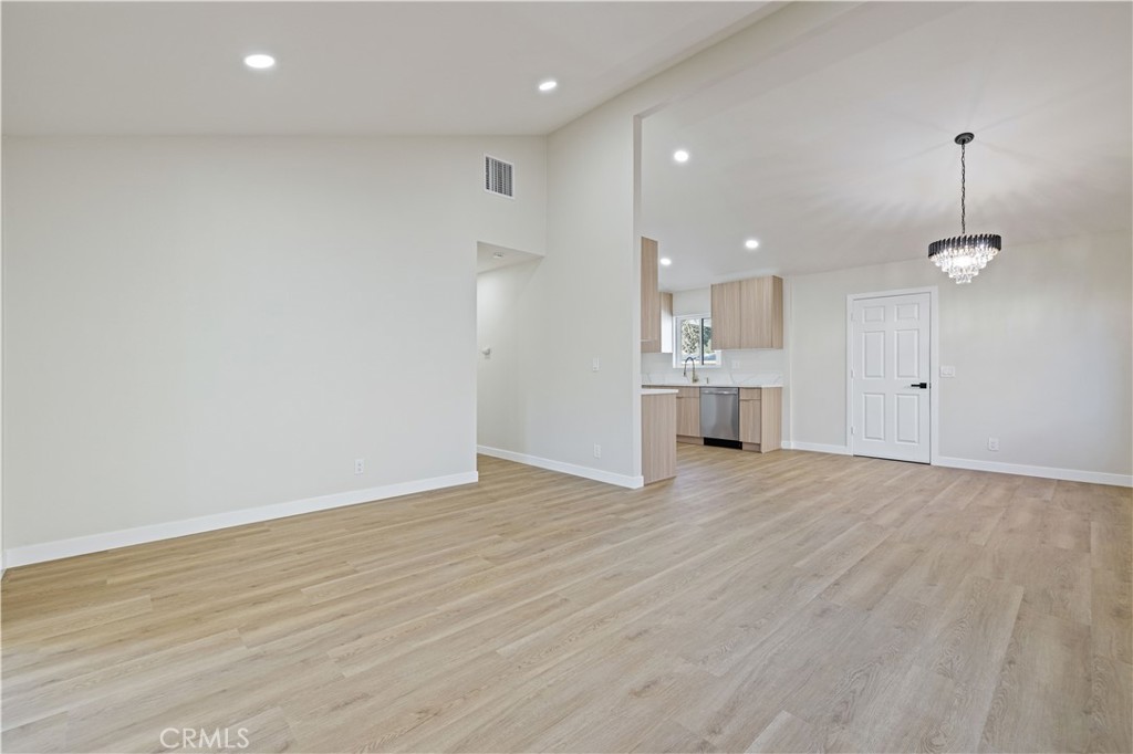 MLS #SR25274007 image #6