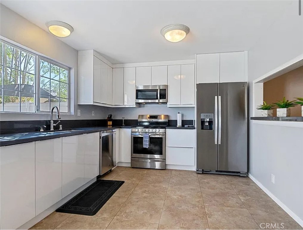 MLS #SR25274066 image #1