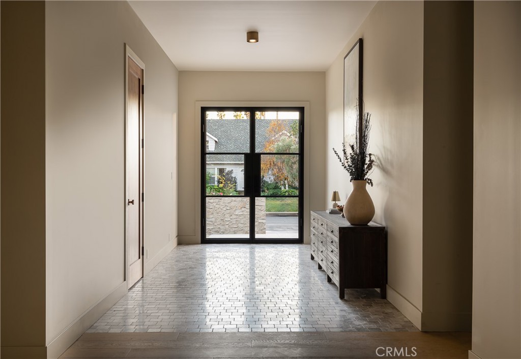 MLS #SR25274097 image #1