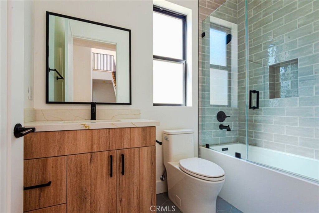 MLS #SR25274158 image #10