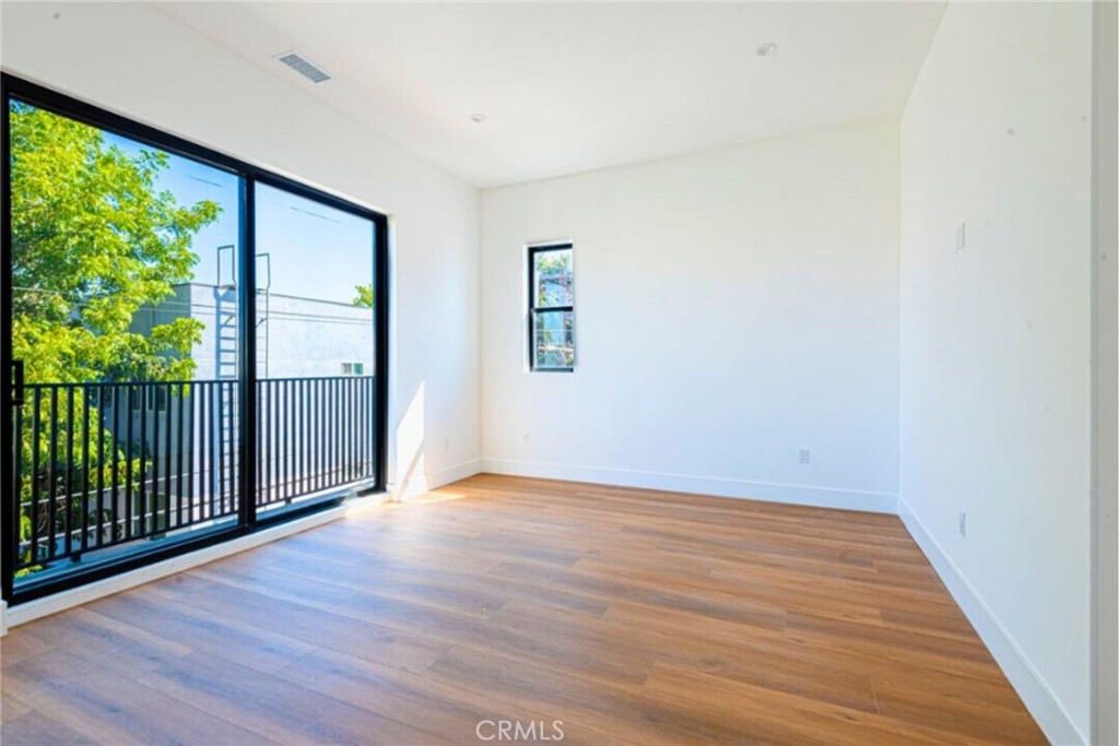 MLS #SR25274158 image #4