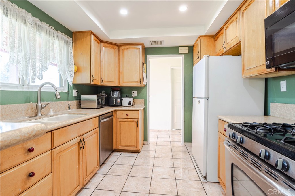 MLS #SR25274189 image #7