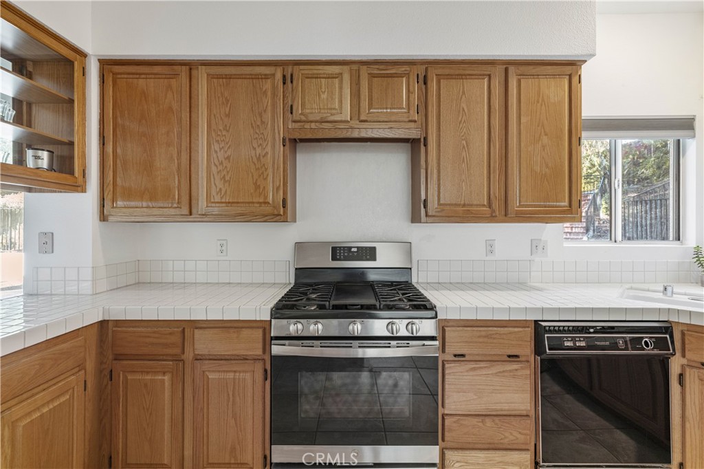 MLS #SR25274212 image #10