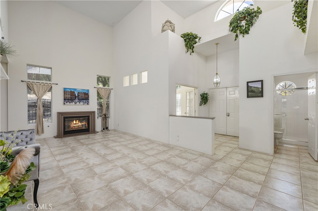 MLS #SR25274212 image #3