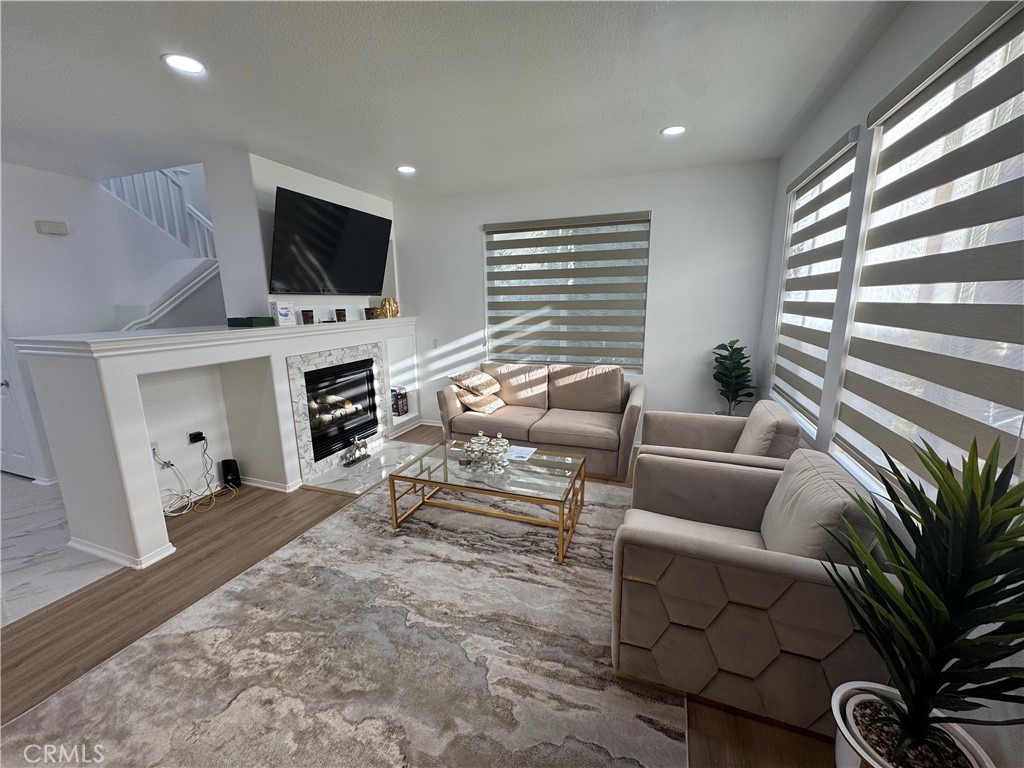 MLS #SR25274225 image #17