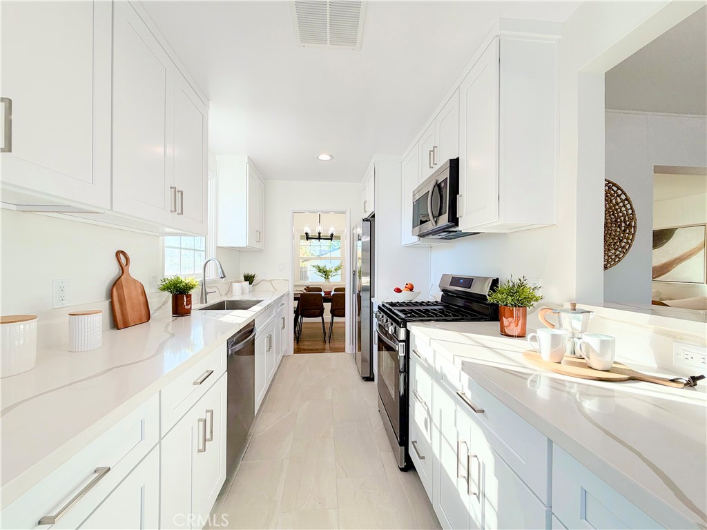 MLS #SR25274257 image #7