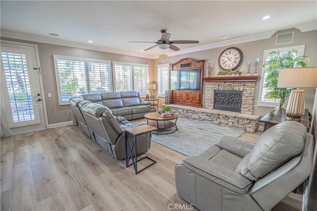 MLS #SR25274283 image #11