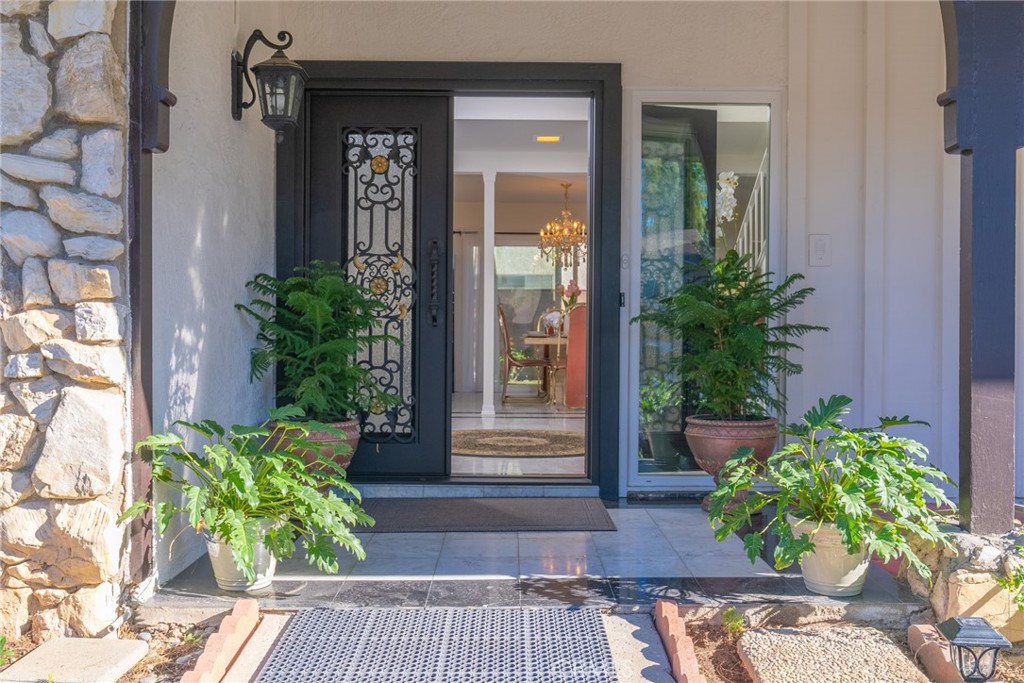 MLS #SR25274302 image #1