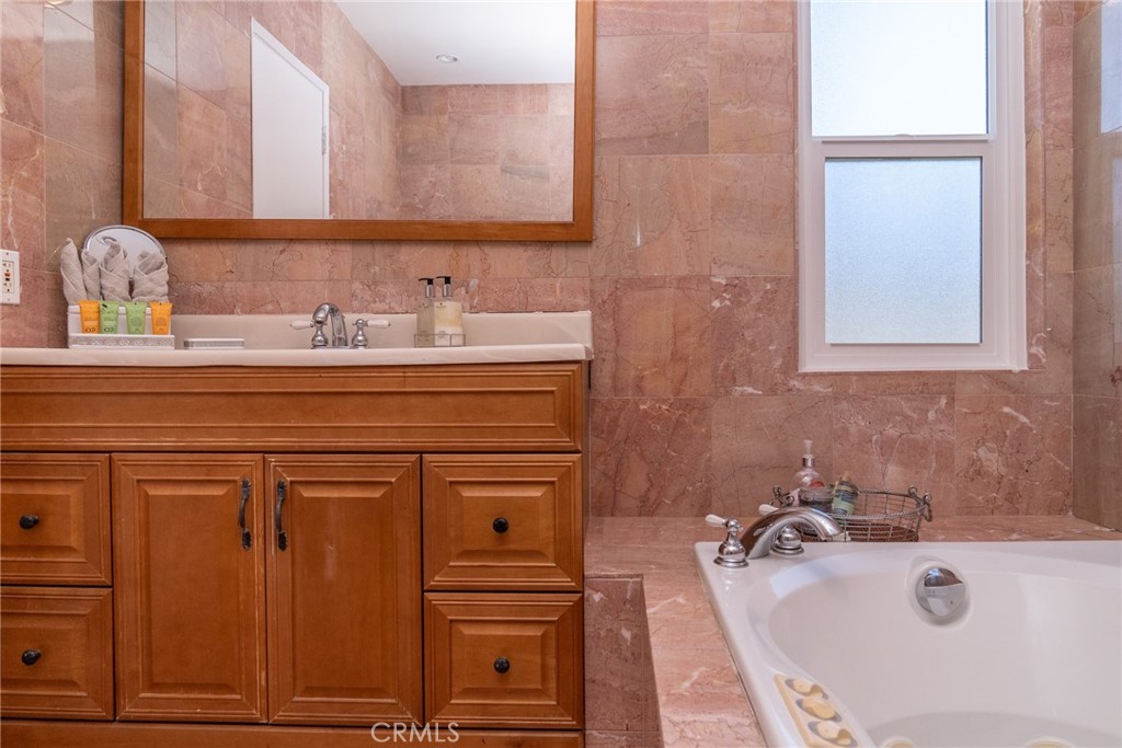 MLS #SR25274302 image #28