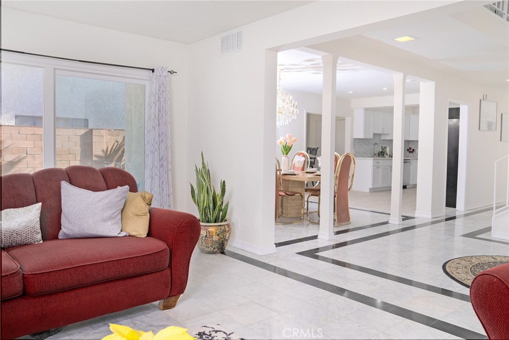 MLS #SR25274302 image #8