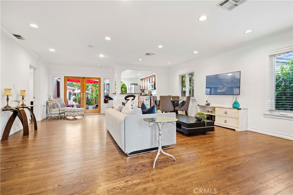 MLS #SR25274303 image #3