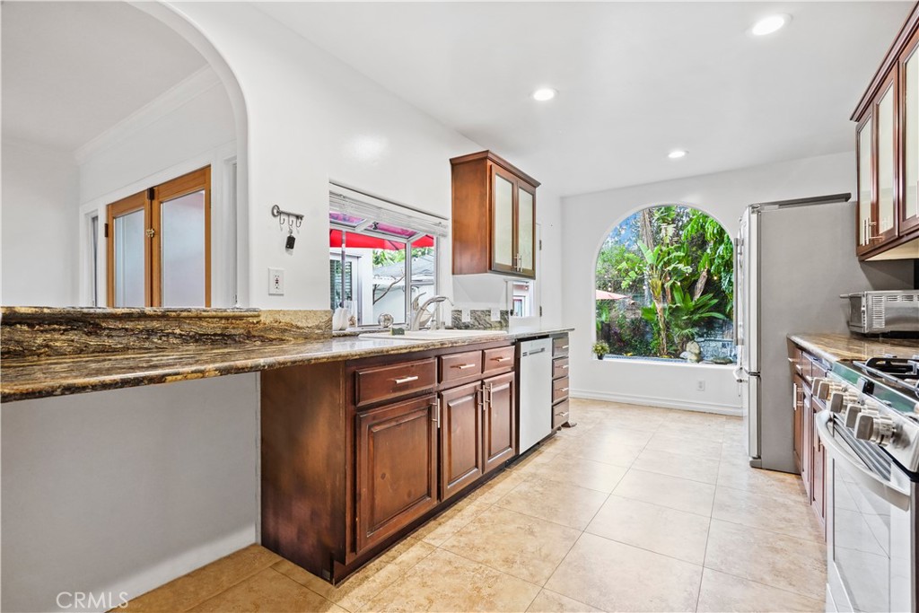 MLS #SR25274303 image #5