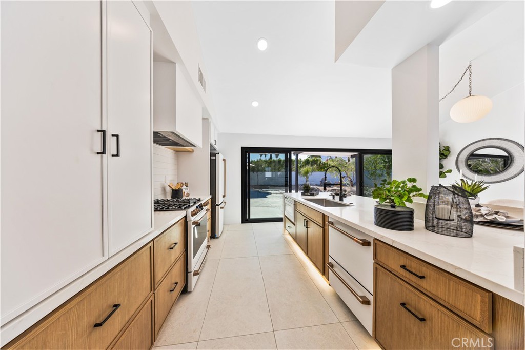 MLS #SR25274335 image #6