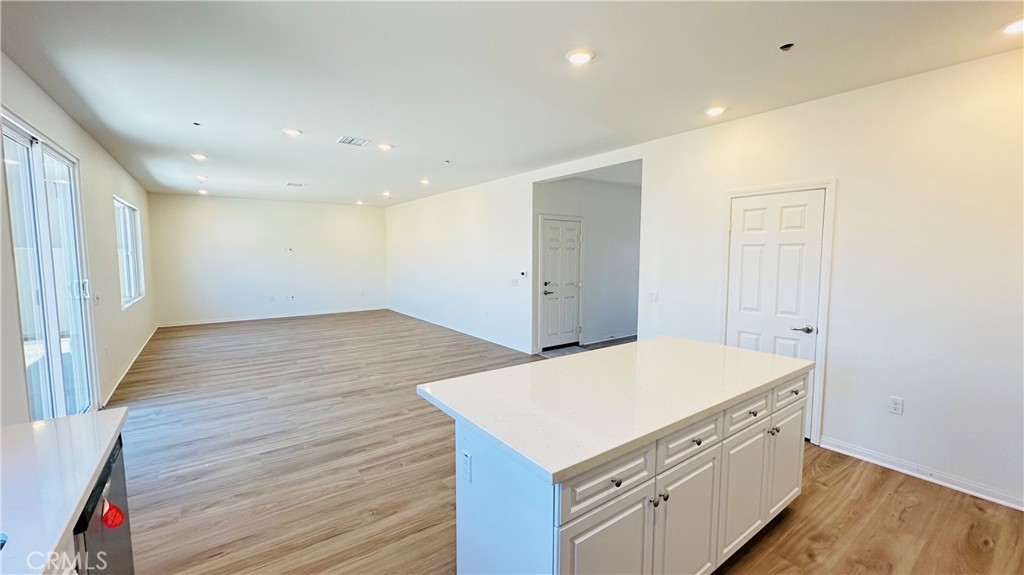 MLS #SR25274345 image #4