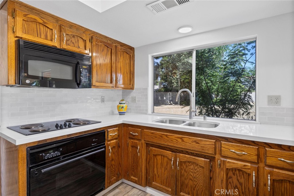 MLS #SR25274457 image #7