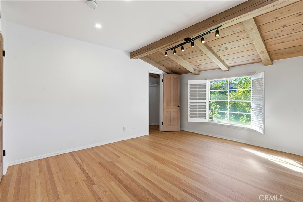 MLS #SR25274493 image #18