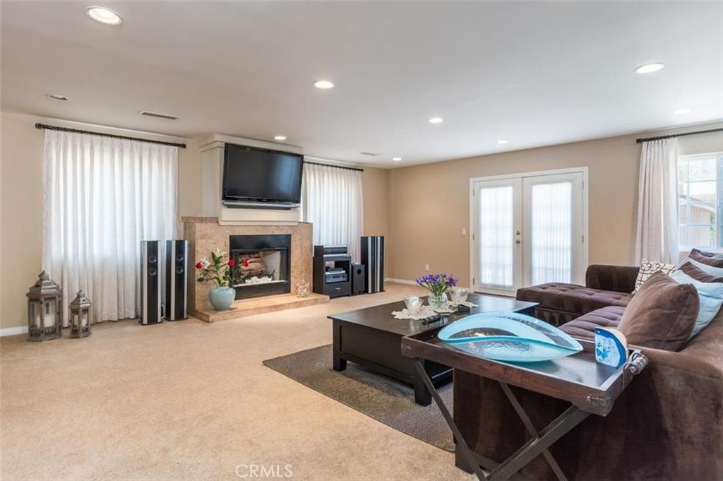 MLS #SR25274500 image #1