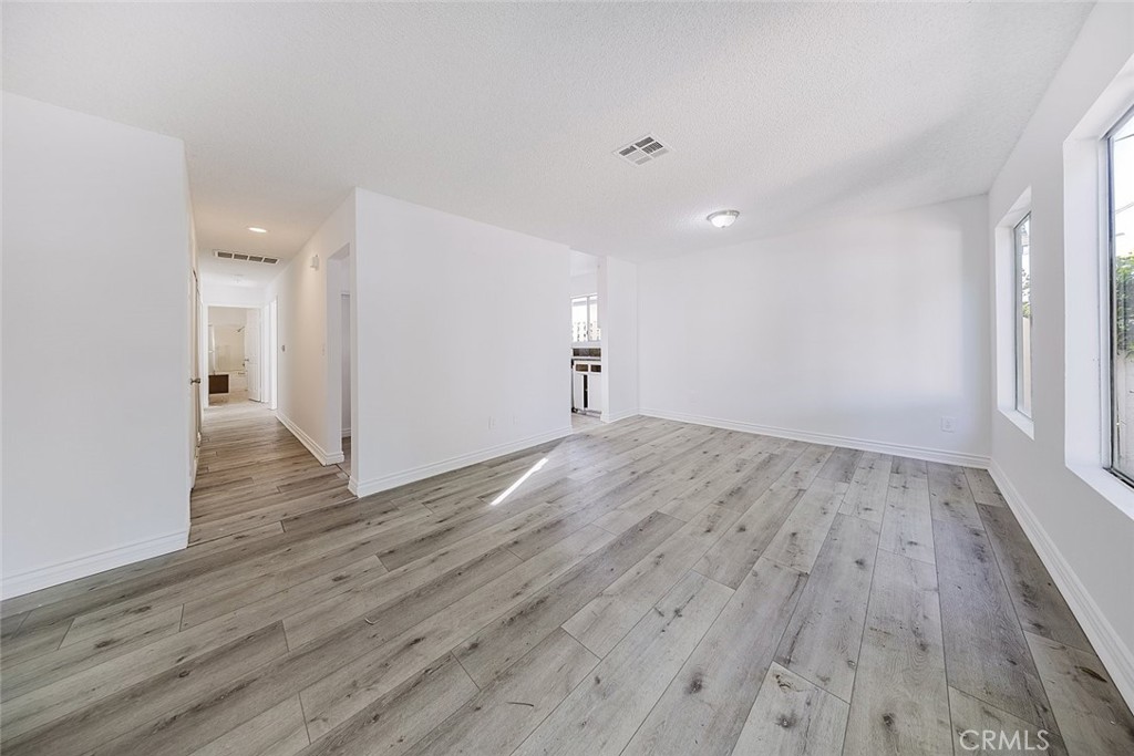 MLS #SR25274507 image #3