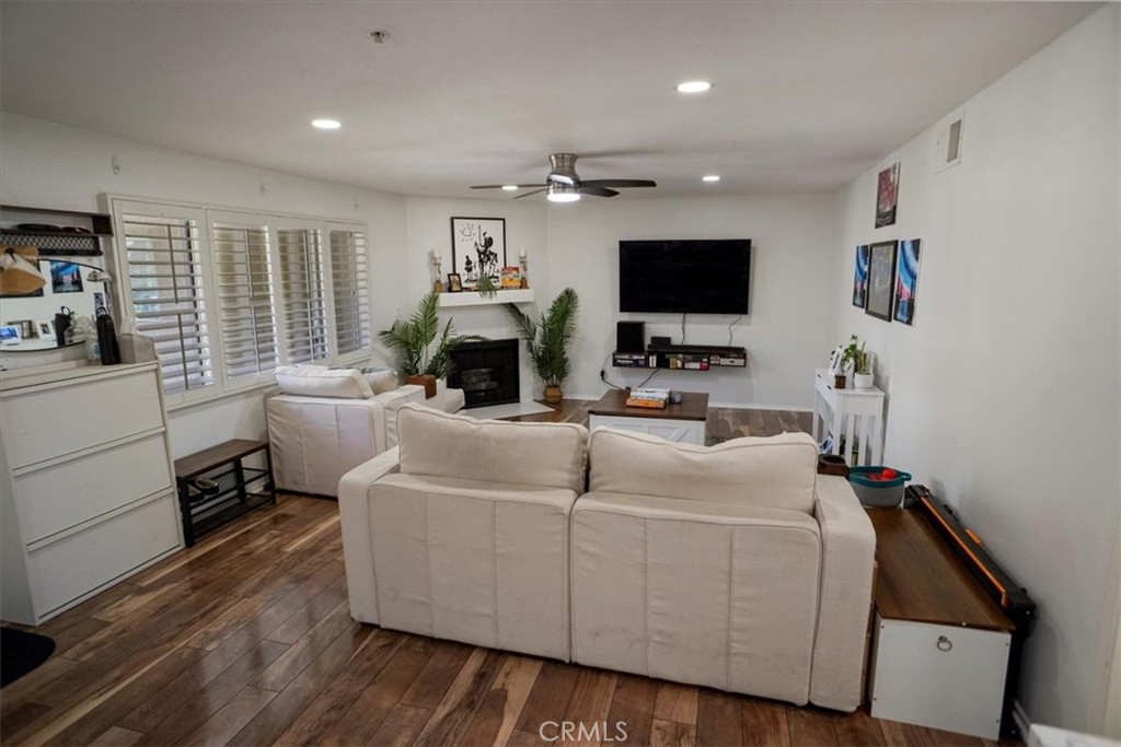 MLS #SR25274527 image #6