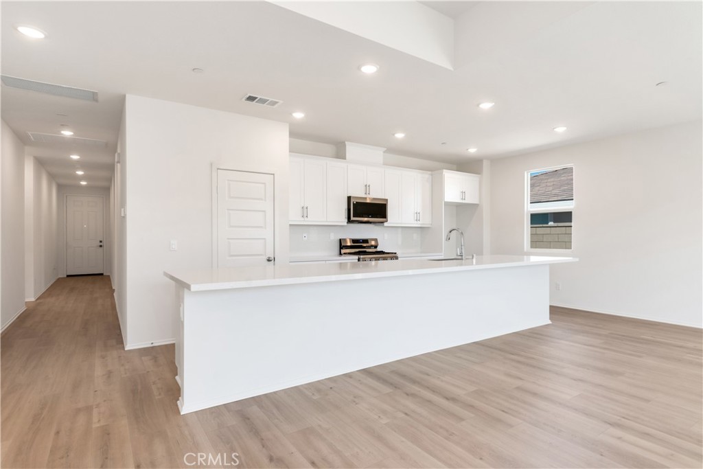 MLS #SR25274529 image #3