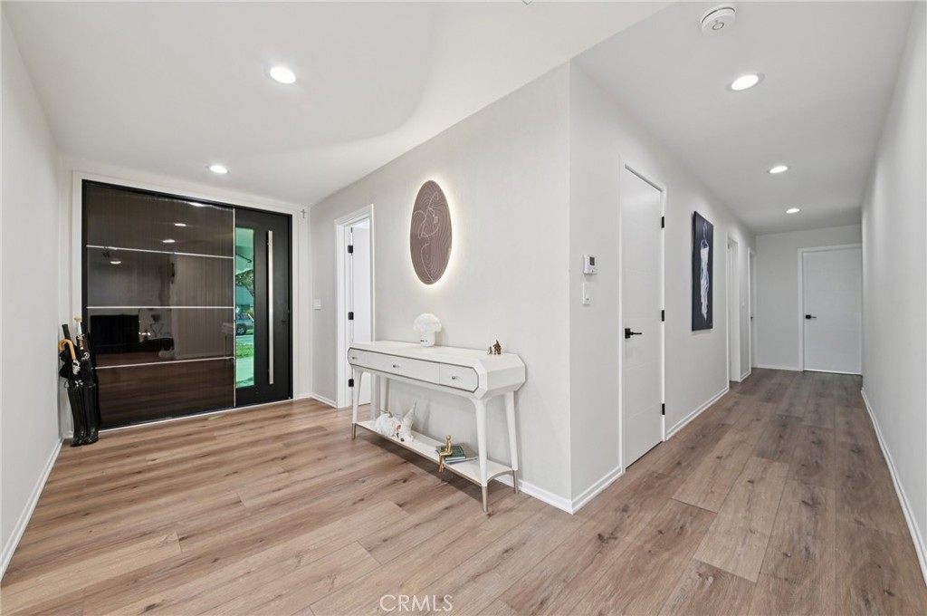 MLS #SR25274570 image #3