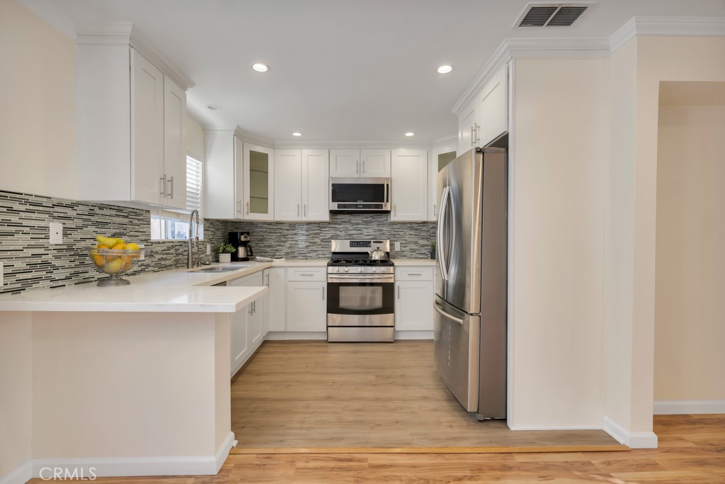 MLS #SR25274575 image #7