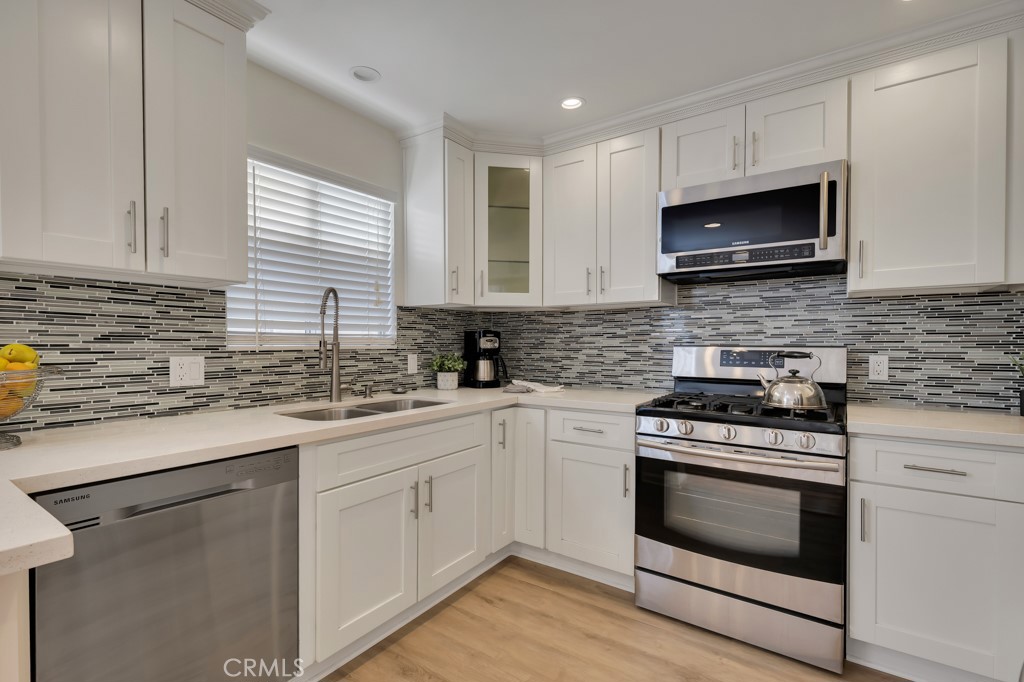 MLS #SR25274575 image #9