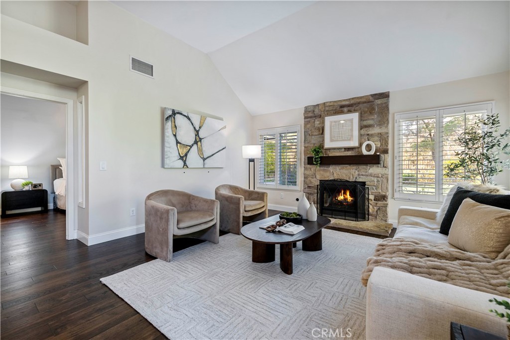 MLS #SR25274608 image #9