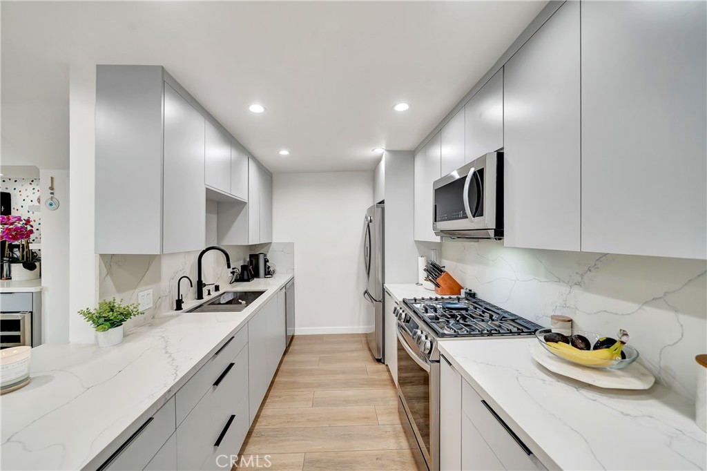 MLS #SR25274721 image #11